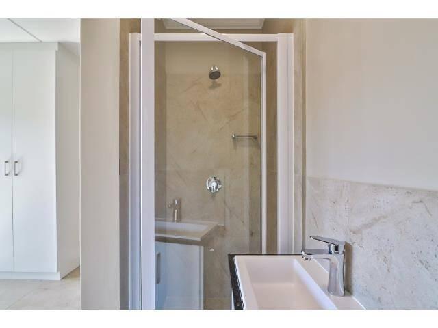 2 Bedroom Property for Sale in Waves Edge Western Cape